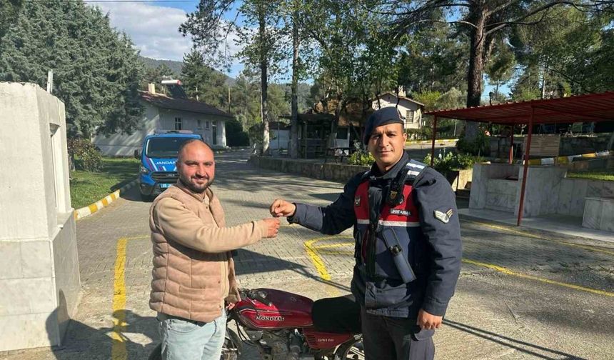 Çalınan motosikletine 7 yıl sonra kavuştu