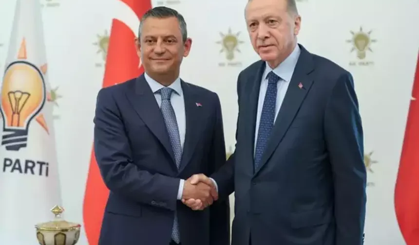 Siyasi Arenada Sular Kaynıyor! Erdoğan, Özgür Özel’e 500 Bin Liralık Tazminat Bombasını Patlattı!