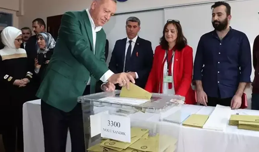 Erdoğan, Yavaş, İmamoğlu ve Özel Aynı Ankette Yarıştı! Kim Önde?