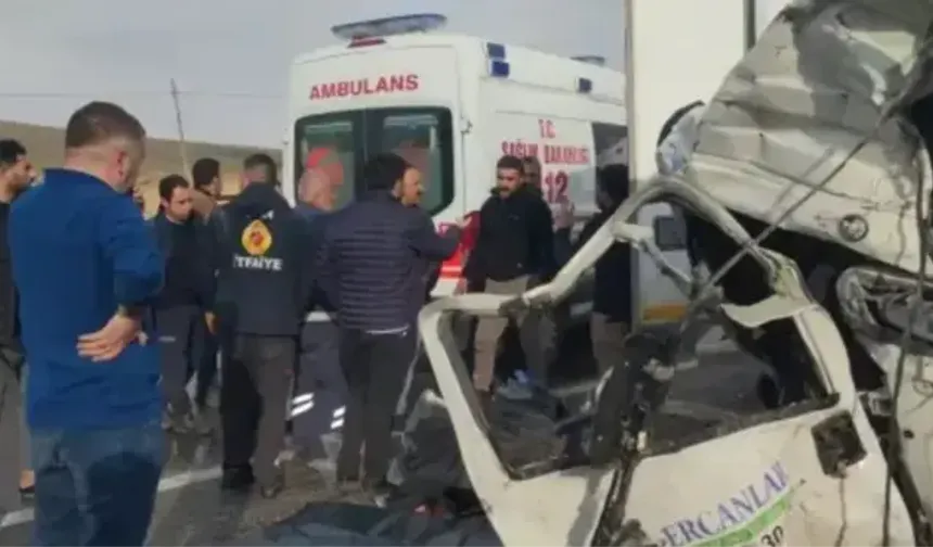 Hakkari trafik kazasında ölenlerin isimleri açıklandı mı? Van trafik kazasında ölenlerin isimleri açıklandı mı?