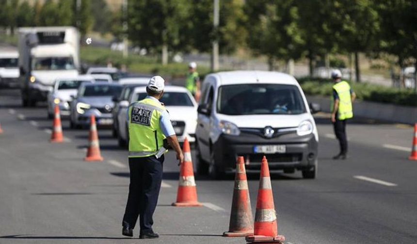 Trafik cezalarına yeni düzenlemeler yolda: Para cezaları katlanıyor