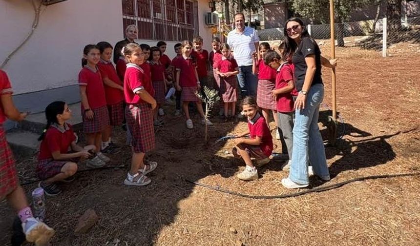 Salavatlı İlkokulu'ndan Yeşil Vatan'a Destek: Geleceğe Nefes Oldular
