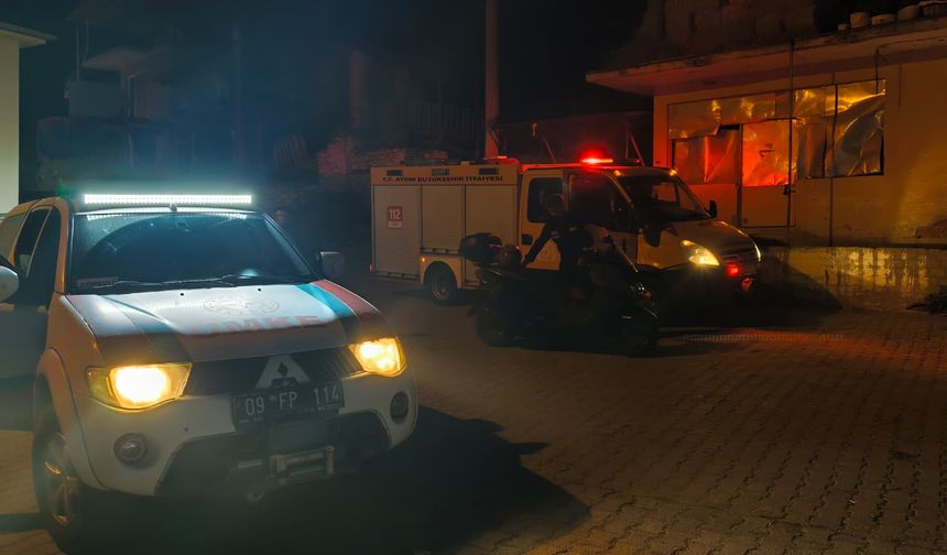 NAZİLLİ'DE KORKUNÇ KAZA: Kamyonet Uçuruma Yuvarlandı, 1’i Ağır 3 Yaralı