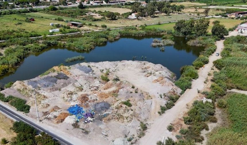 Cenneti Cehenneme Çevirdiler: Argavlı Sulak Alanı Moloz ve Atıkla Boğuşuyor