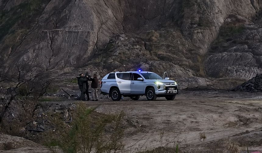Tarladan Çıkan Mühimmatı Dükkanında Sakladı!