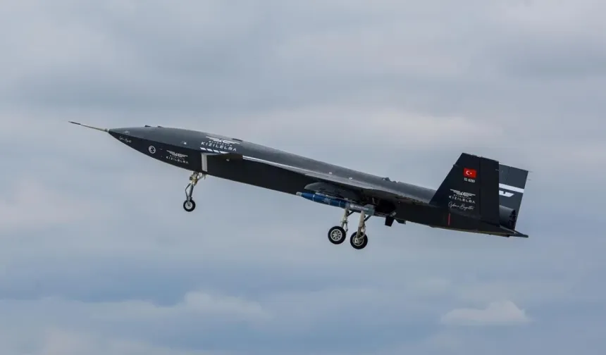 Bayraktar KIZILELMA, F-16’ya kilitlendi, simüle atışta tam isabet