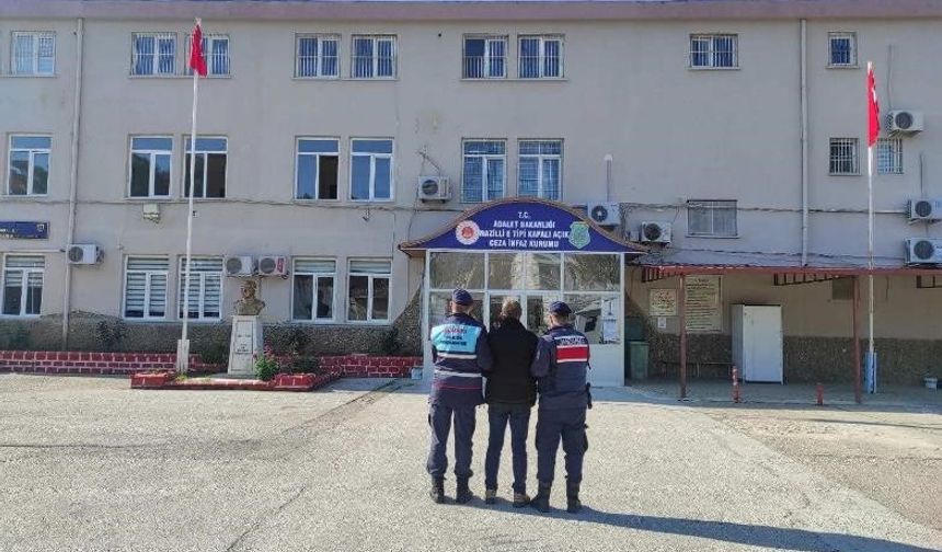 Nazilli'de uyuşturucu satıcısına jandarma baskını