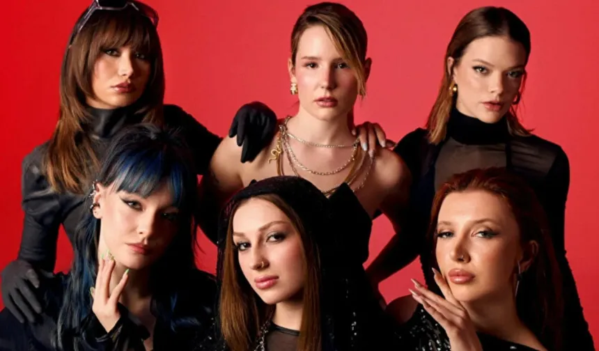 Manifest üyelerine “hayasızca hareket” davasında karar verildi