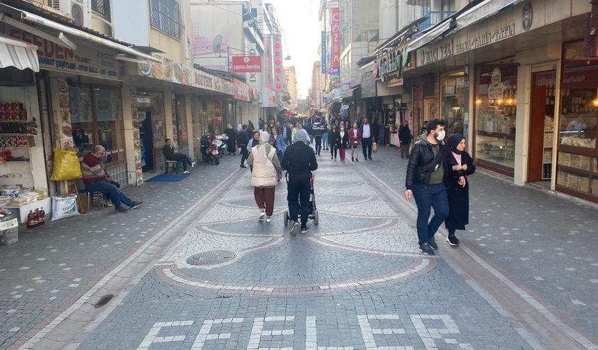 Aydın'da 233 bin kişi hiç evlenmedi