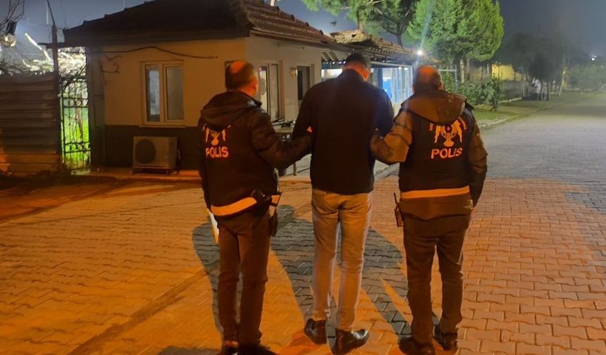 Efeler'de nitelikli dolandırıclıktan yakalandı