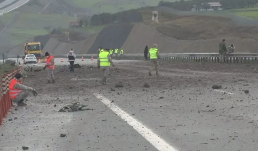 Balıkesir’de F-16 uçağının düştüğü bölgede çalışmalar sabahın ilk ışıklarıyla devam ediyor