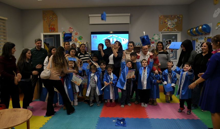 Anne Baba Çocuk Merkezinde mezuniyet heyecanı