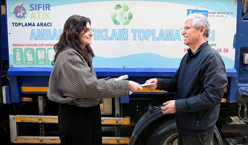 Kuşadası'ında geri dönüştürülebilir atıklar toplandı