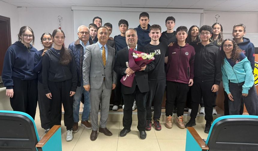 Maarifin Kalbinde Ramazan, Aydın Lisesi’nde hayat buldu