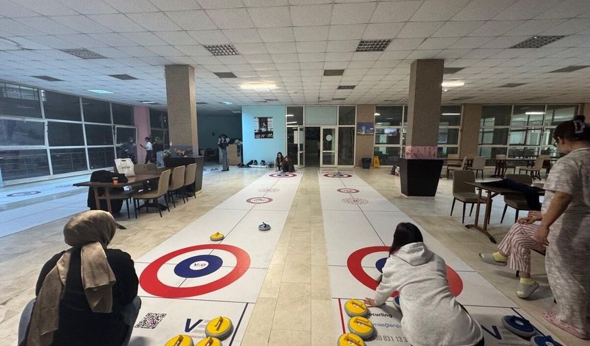 Aydın'da öğrenciler Kadınlar Günü'nü sporla kutladı