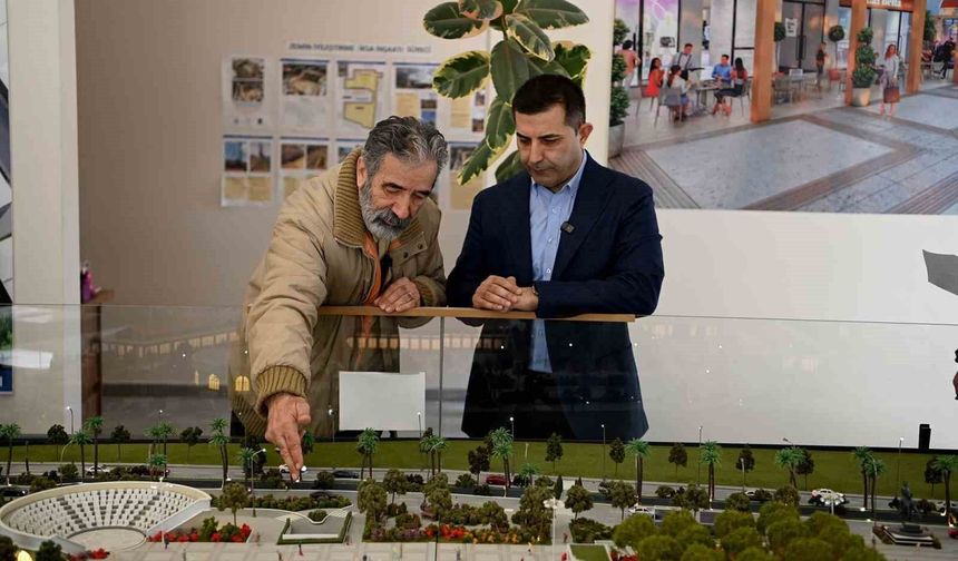 Kuşadası Kent Meydanı'nda çalışmalarda sona gelindi