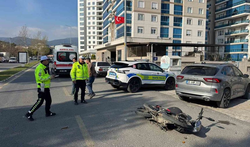 Söke'deki trafik kazasında motosiklet sürücüsü yaralandı