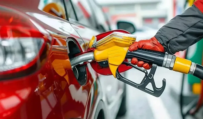 15 Mart Benzine, motorine, mazota ZAM veya İNDİRİM var mı, bekleniyor mu? 15 Mart 2026 Akaryakıt Fiyatları!