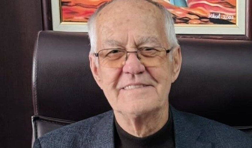 Kuşadası'nda eski başkana silahlı saldırı