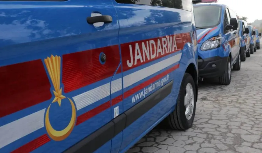 Efeler'de çalınan traktörü jandarma buldu