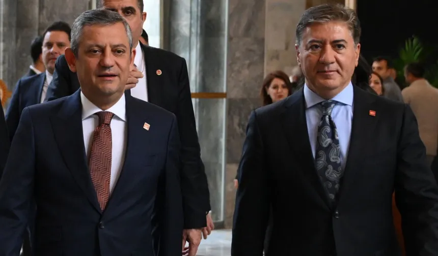 Özgür Özel ve Murat Emir'e tazminat cezası