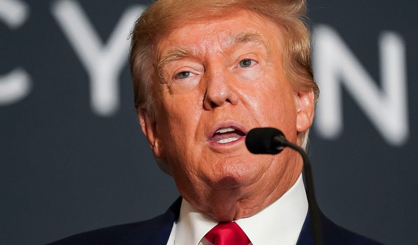 Trump’tan İranlı kolluk kuvvetlerine silah bırakma, diplomatlara sığınma çağrısı