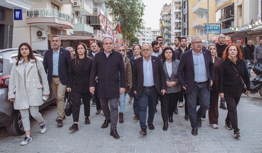 Kuşadası, Başkan Günel için tek yürek oldu