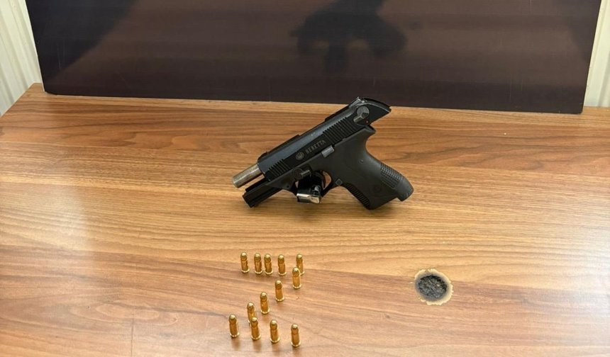 Seyir halindeki araçtan ateş açıldı: Okula mermiler isabet etti