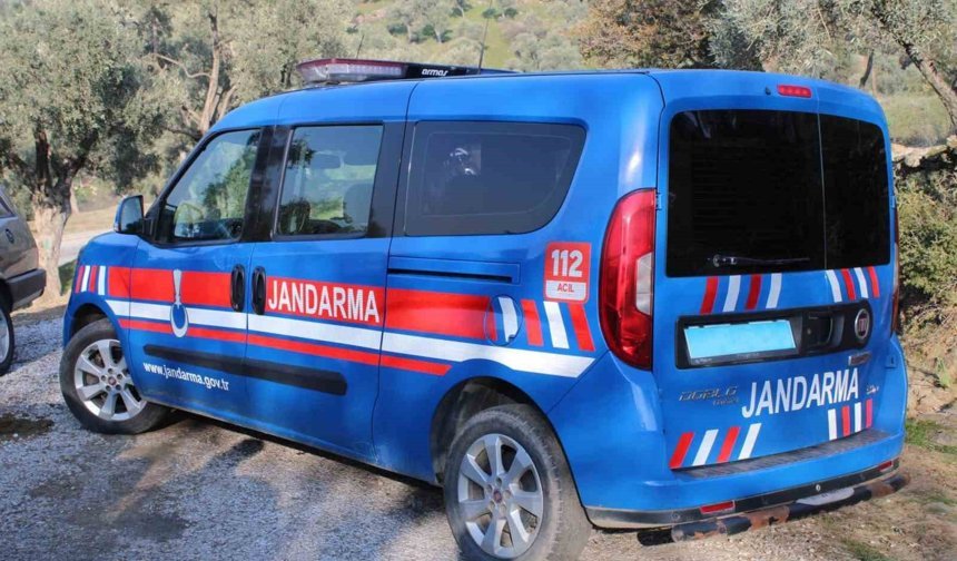 Köşk'te bir kişi ağaca asılı halde bulundu