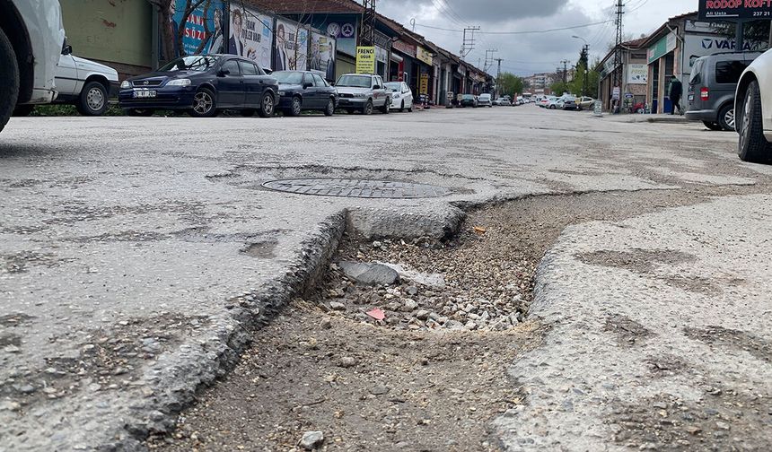 Kazazede sürücülere müjde; sorumlular bozuk yol tazminatı ödeyecek