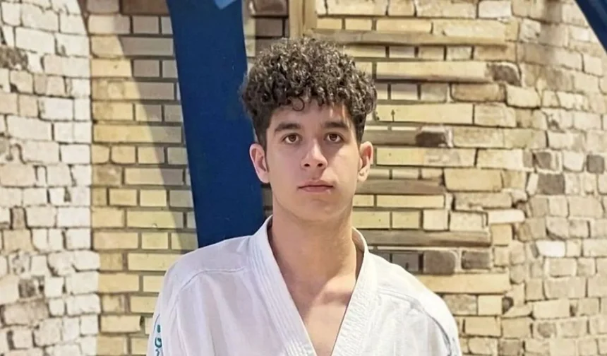 İran, 21 yaşındaki karate şampiyonunu idam etti