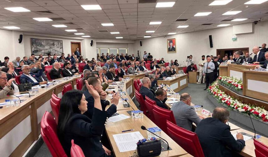 ASKİ Genel Kurulunda 'şov yapma' gerginliği
