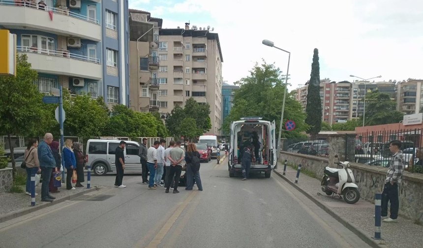 Efeler'de ticari araç ile motosiklet çarpıştı: 1 yaralı