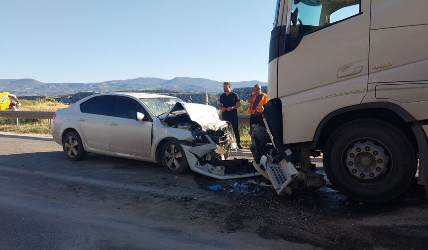 Feci kaza: Anne ve kızı öldü, baba ağır yaralandı