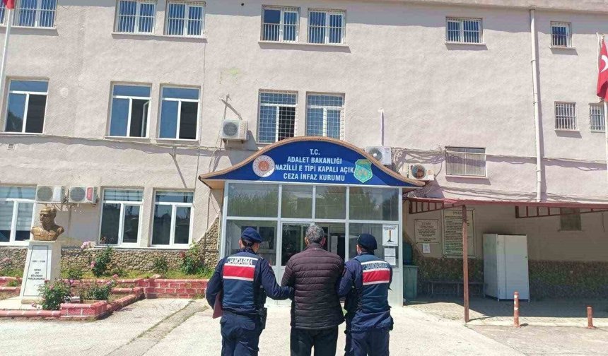 Buharkent'te 11 yıl hapis cezası ile aranan hükümlü yakalandı
