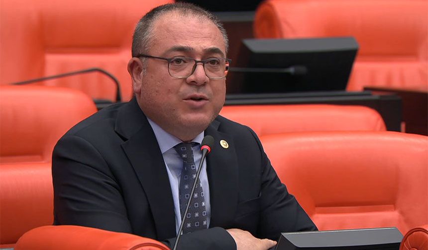 CHP’li Karakoz’dan Yelis Ayaz tepkisi: Basın özgürlüğüne baskı kentimize ulaştı