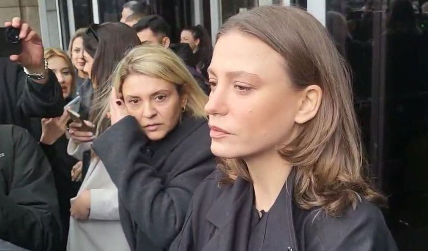 Serenay Sarıkaya gözaltına alındı