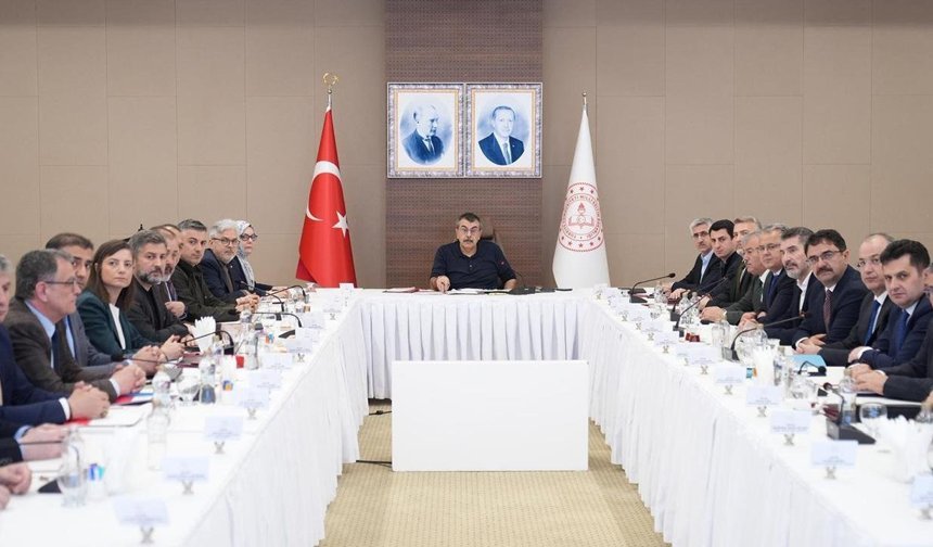 Milli Eğitim Bakanlığının 30 milyon liralık toplantısı tepki çekti