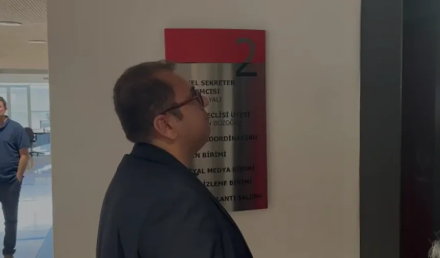 CHP Genel Merkezi'ndeki gazetecilere çirkin iftira