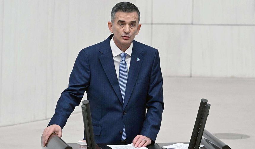 Ümit Dikbayır CHP'den istifa etti