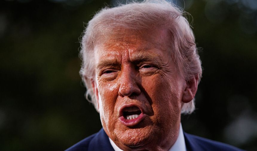 Trump: Petrol yüklü gemiler Hürmüz Boğazı'ndan geçmeye başladı