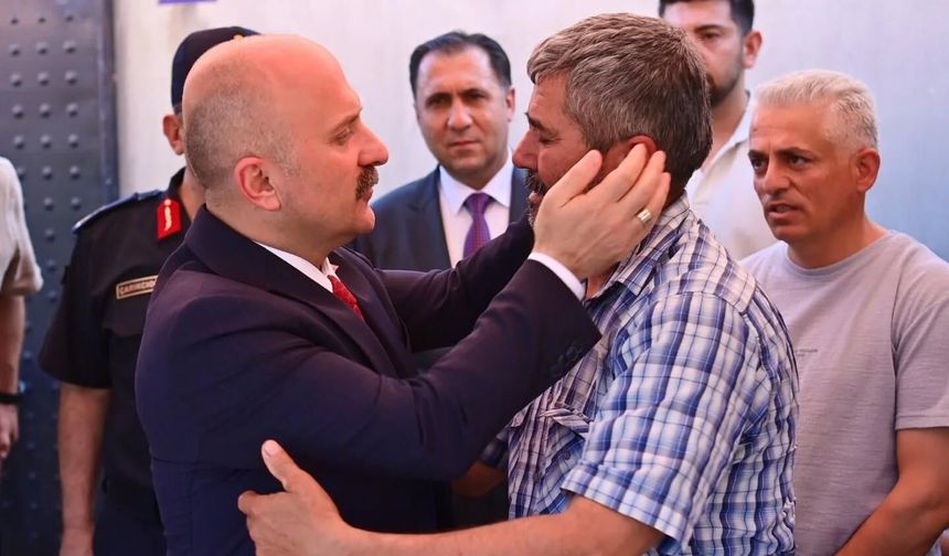 Vali Varol'dan Şehit Polis Tayfun Baş'ın ailesine taziye ziyareti