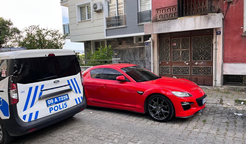 Efeler'de ilginç olay! Polisi dolandırıcı sandı