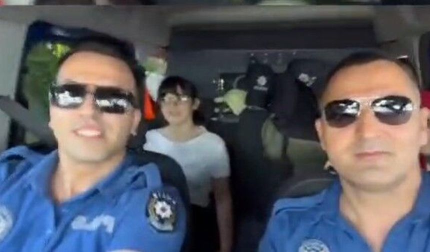Engelli öğrenciyi evinden alarak sınava yetiştirdiler
