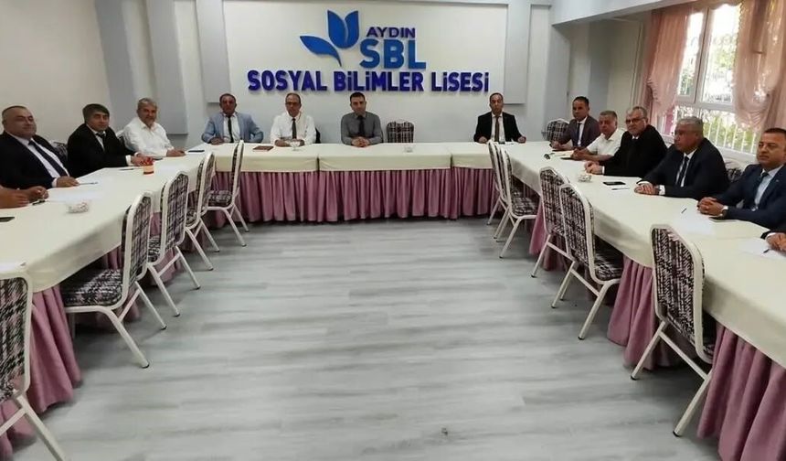 Aydın'da ilçe milli eğitim müdürleri bir araya geldi