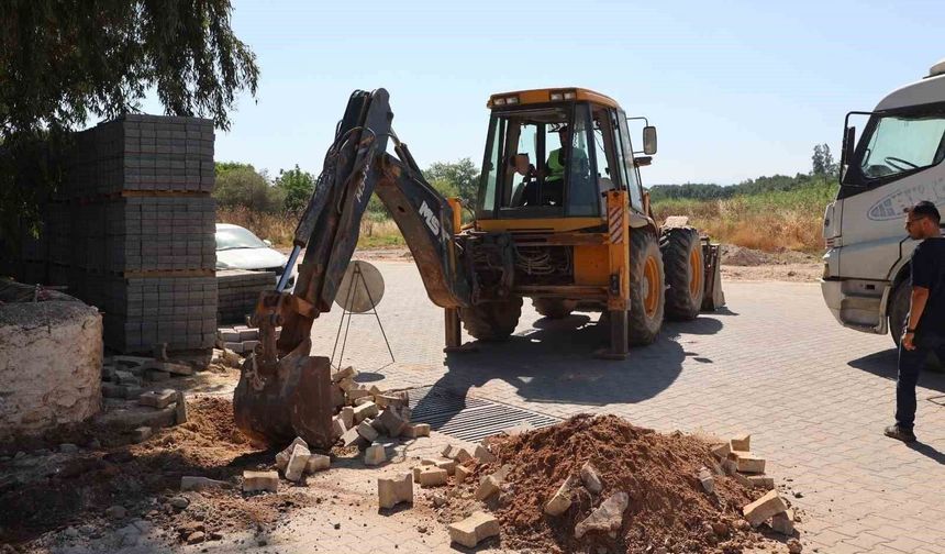 Efeler Belediyesi'nden Şehir Hastanesi yolunda çalışma