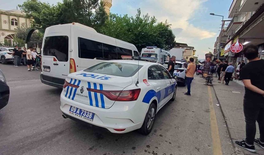 Efeler'de çıkan kavgada bir polis yaralandı