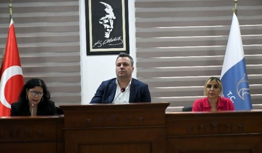 Kuşadası Belediyesi'nden Özer Türk Stadı açıklaması!