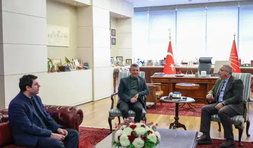 Özgür Özel: Coşkun akan bir sel var