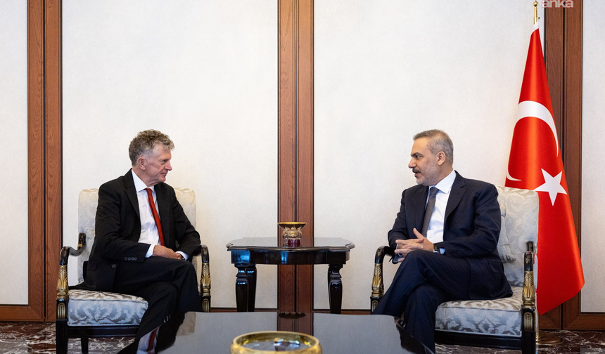 Bakan Fidan, İngiltere Ulusal Güvenlik Danışmanı Powell'ı Ankara'da kabul etti